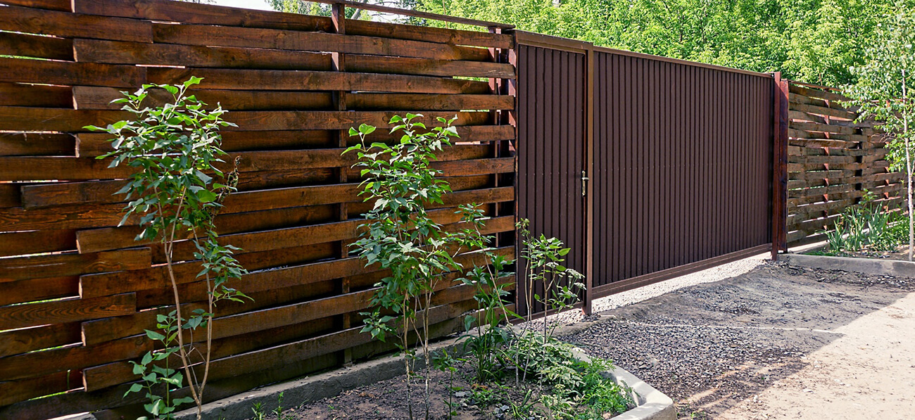 Hochwertige Gartenzäune in Berlin von Stiebitz Montagen